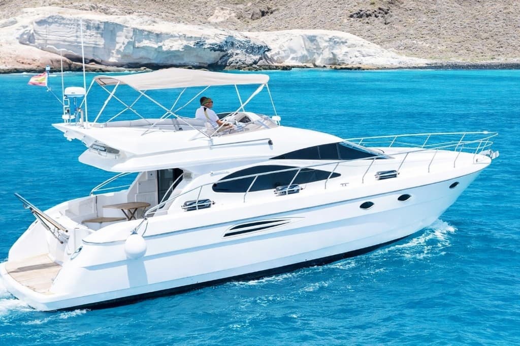 Private Yachts & Boats